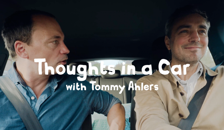 Thoughts in a Car med Tommy Ahlers
